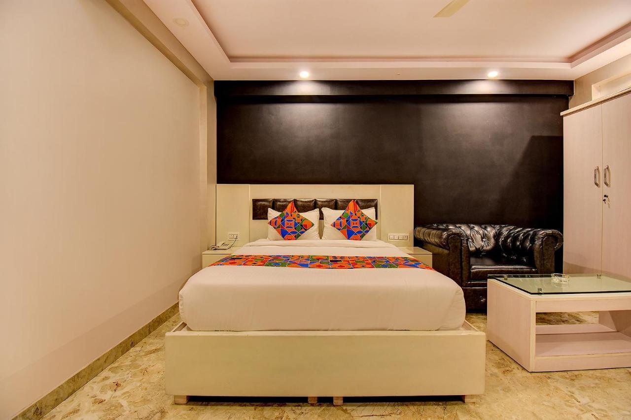 Fabhotel Srk Platinum Inn - Nr Forum Mall Bangalore Exterior foto