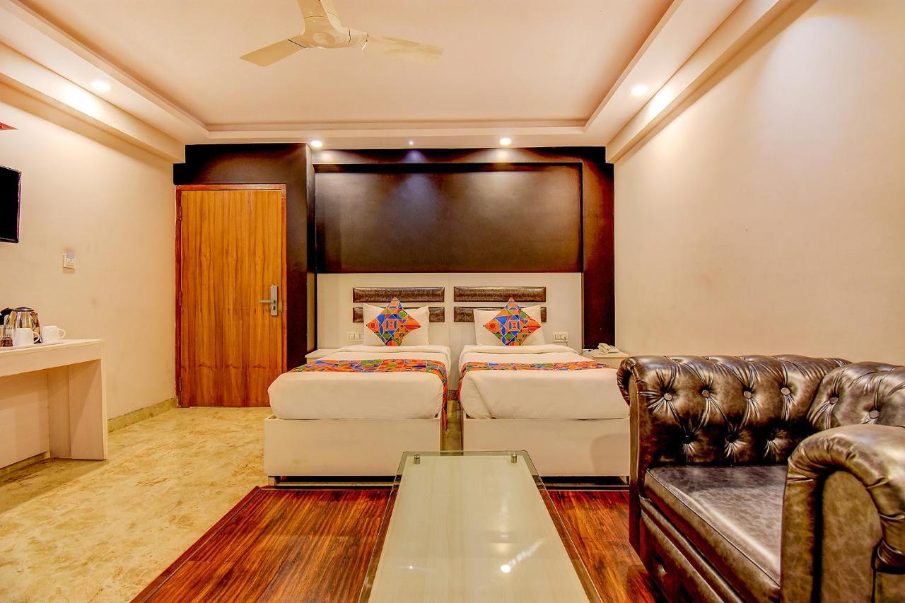 Fabhotel Srk Platinum Inn - Nr Forum Mall Bangalore Exterior foto